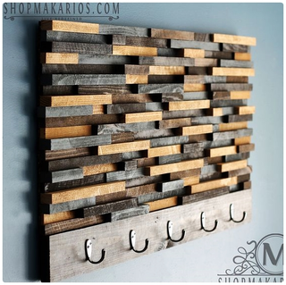 Illustration for article titled 20+ Distinct Coat Racks That Will Astonish You